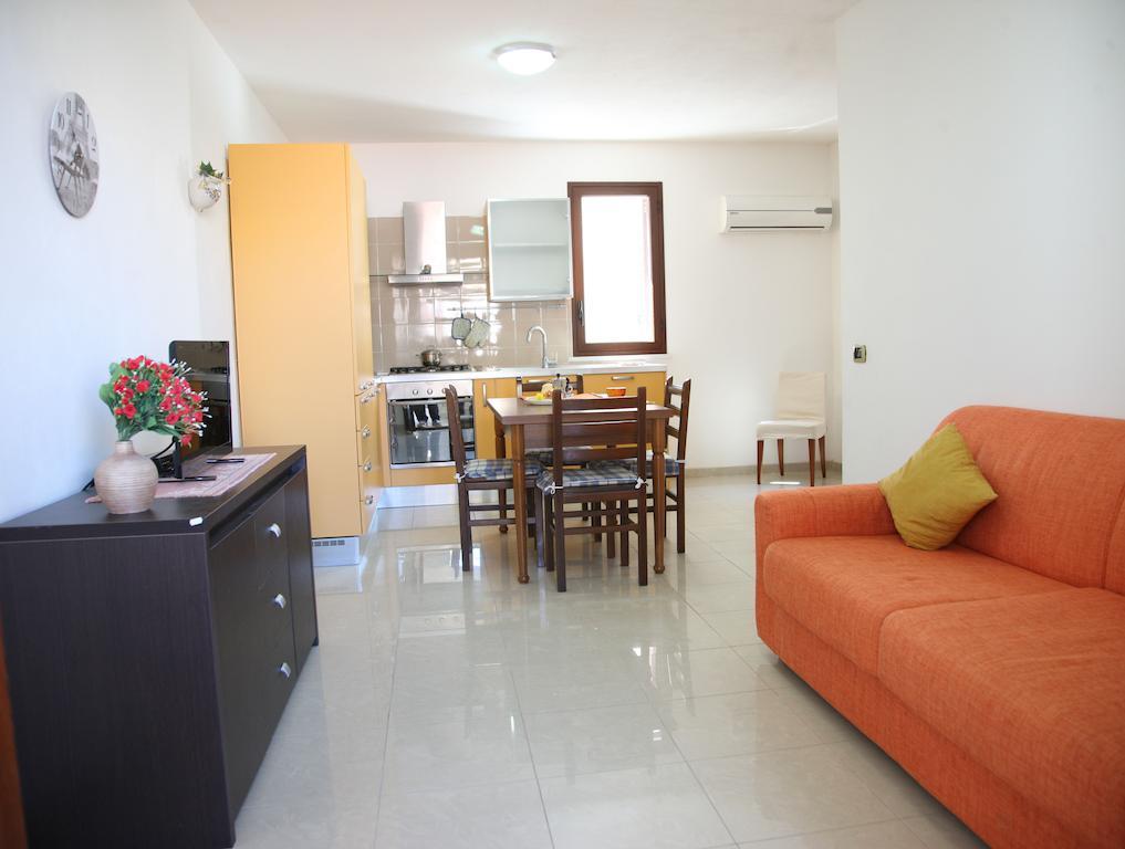 King'S Residence Balestrate Habitación foto